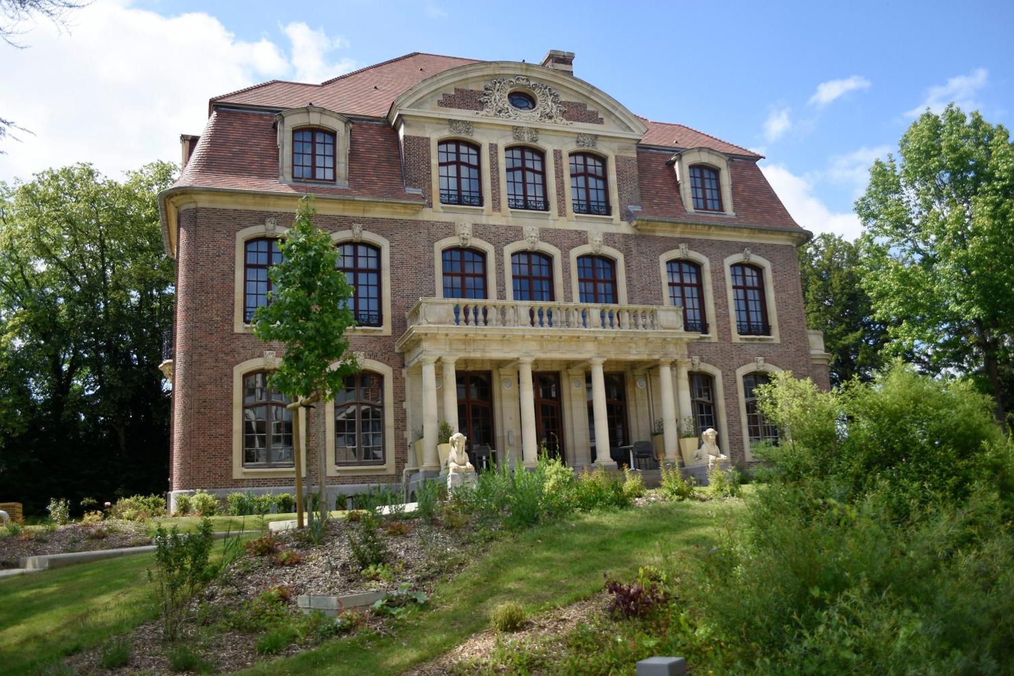Domitys - Le Chateau De La Pilule Apart-hotel *