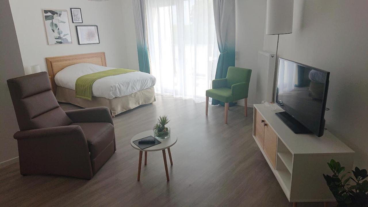 Domitys - Le Chateau De La Pilule Apart-hotel